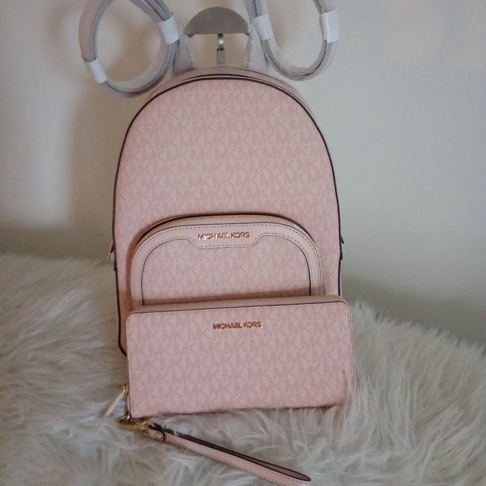 Michael Kors Pink Powder Blush Backpack and Wallet Set - Picture 2 of 6